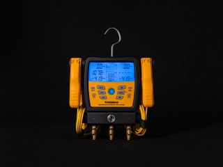 Fieldpiece SM380 VINT Compressed 2700 PX 01066