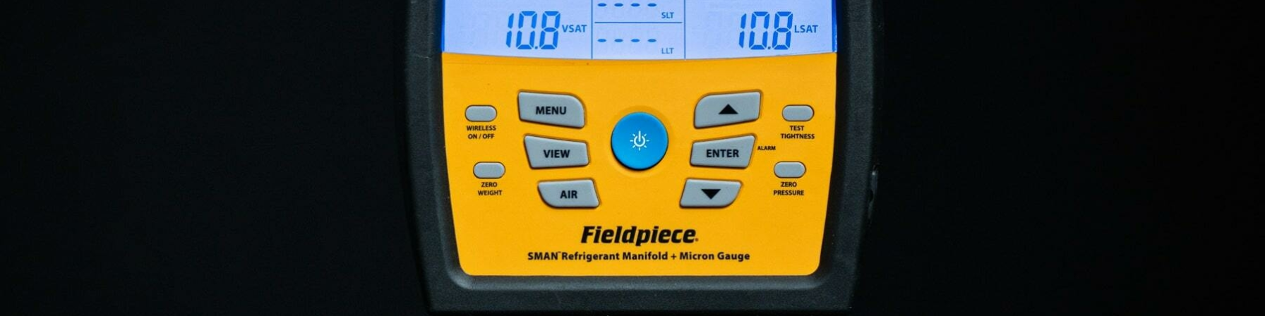 Digital manifold for HVACR