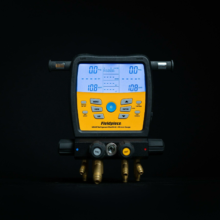 Digital manifold for HVACR